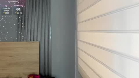 Luna  online show from 01-09-26, 07:04