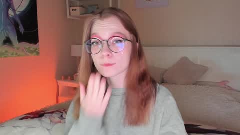 Snapshot of lunar_sofia chatting on 12-15-24, 07:42 Sofia online show from 12-15-24, 07:42