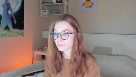 Snapshot of lunar_sofia chatting on 12-21-24, 11:13 Sofia online show from 12-21-24, 11:13