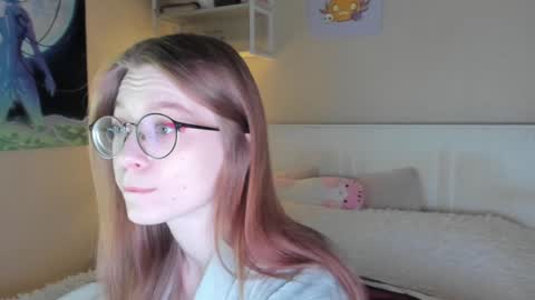 Snapshot of lunar_sofia chatting on 12-30-24, 03:13 Sofia online show from 12-30-24, 03:13