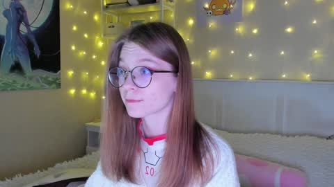 Snapshot of lunar_sofia chatting on 01-18-25, 12:02 Sofia online show from 01-18-25, 12:02