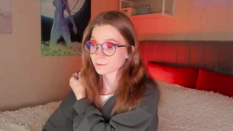 Snapshot of lunar_sofia chatting on 02-04-25, 10:54 Sofia online show from 02-04-25, 10:54