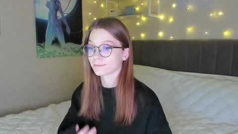 Snapshot of lunar_sofia chatting on 02-11-25, 06:33 Sofia online show from 02-11-25, 06:33