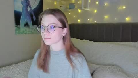 Snapshot of lunar_sofia chatting on 02-12-25, 10:24 Sofia online show from 02-12-25, 10:24