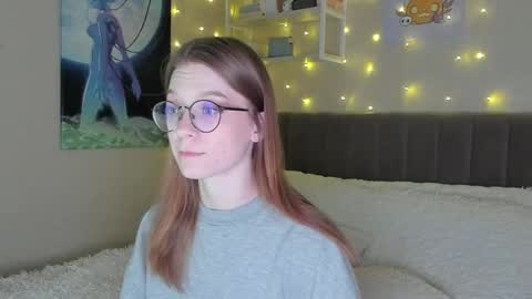 Snapshot of lunar_sofia chatting on 02-12-25, 01:27 Sofia online show from 02-12-25, 01:27