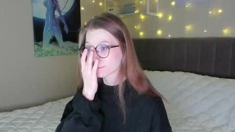 Snapshot of lunar_sofia chatting on 02-14-25, 06:08 Sofia online show from 02-14-25, 06:08