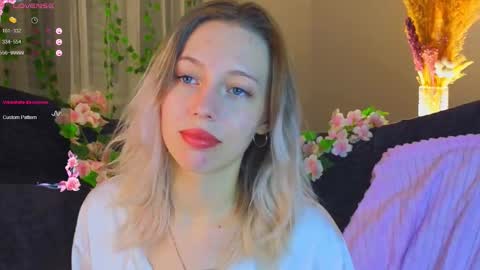 Kelly online show from 12-05-25, 02:47