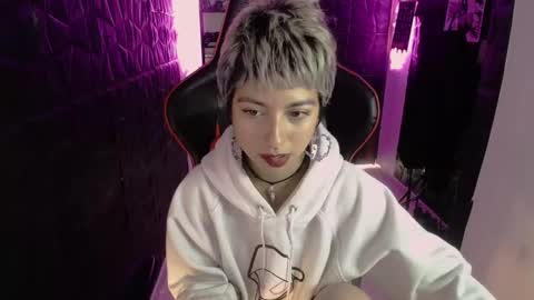 lunarichy online show from 02-23-26, 07:44