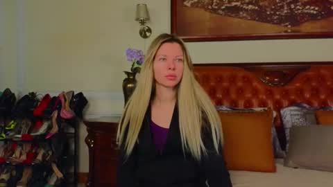 Luna Rishi online show from 02-23-26, 07:06