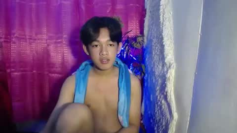 Snapshot of lunarmaxxx chatting on 03-21-26, 02:53 max online show from 03-21-26, 02:53