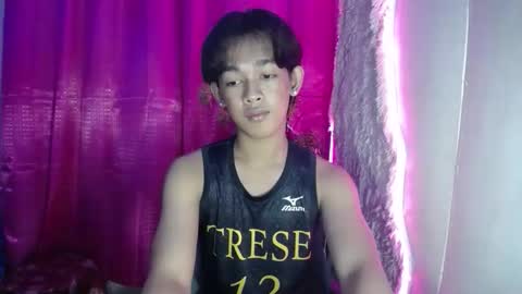 Snapshot of lunarmaxxx chatting on 04-26-26, 01:53 max online show from 04-26-26, 01:53