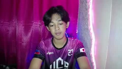 Snapshot of lunarmaxxx chatting on 05-03-26, 11:22 max online show from 05-03-26, 11:22