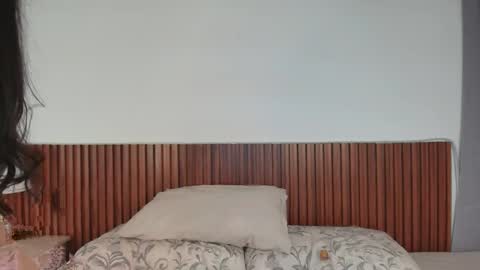 Luna Rousse online show from 04-13-26, 03:56