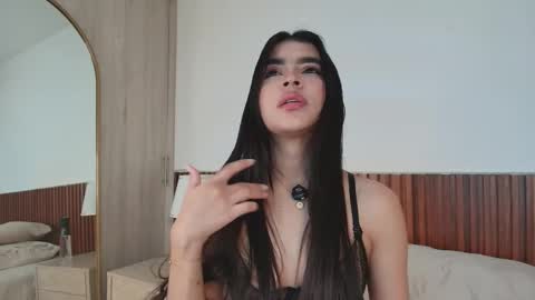Luna Rousse online show from 06-03-26, 02:36