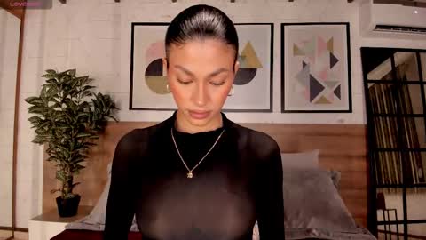 Snapshot of lunaruso chatting on 09-20-25, 07:59 Luna Ruso online show from 09-20-25, 07:59