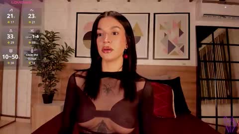 Luna Ruso  online show from 10-31-25, 08:21