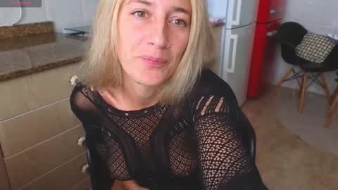  Luna online show from 11-16-25, 12:33