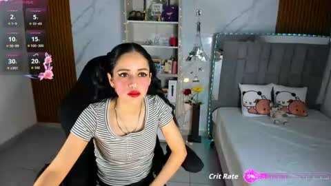 Snapshot of lunascoott chatting on 06-21-26, 02:36 ARI online show from 06-21-26, 02:36