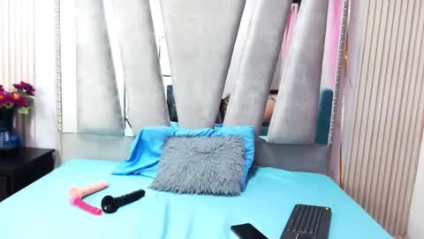 Snapshot of lunasumers chatting on 02-17-26, 11:18 lunasumers online show from 02-17-26, 11:18