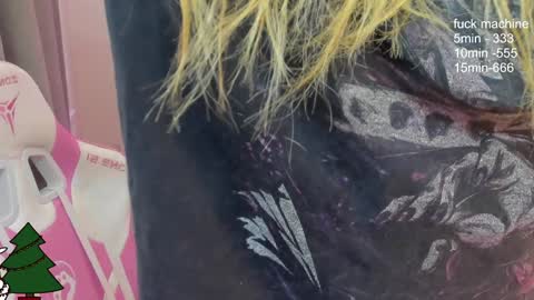 Kate online show from 12-21-24, 03:47