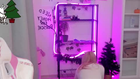 Kate online show from 01-07-25, 01:59