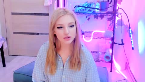 Kate online show from 01-31-25, 03:09