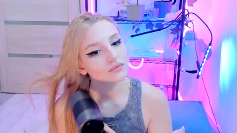 Kate online show from 02-07-25, 03:12