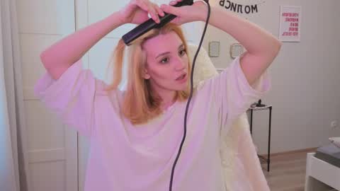 Kate online show from 02-03-26, 09:58