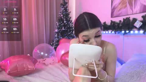 Snapshot of lunavine chatting on 02-14-26, 08:11 Veronica online show from 02-14-26, 08:11