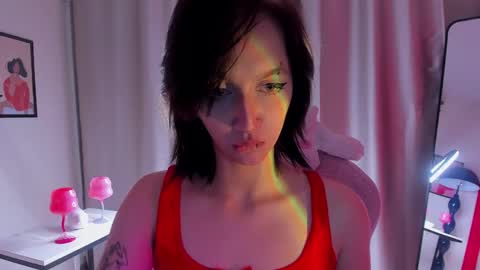 Snapshot of lunavogue chatting on 05-24-26, 03:55 call me a pose striker online show from 05-24-26, 03:55