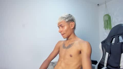 Snapshot of lunay_bigcock420 chatting on 01-17-26, 06:51 lunay_bigcock420 online show from 01-17-26, 06:51