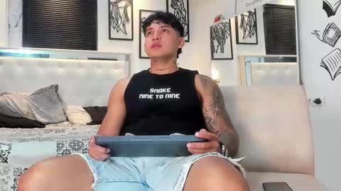 Lunay online show from 09-10-25, 03:06