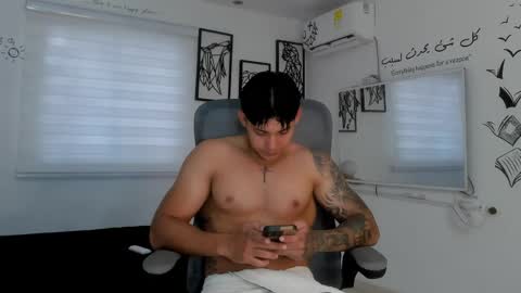 Lunay online show from 04-13-26, 01:49