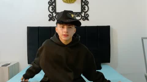 Snapshot of lunaydream chatting on 06-15-26, 11:45 lunaydream online show from 06-15-26, 11:45
