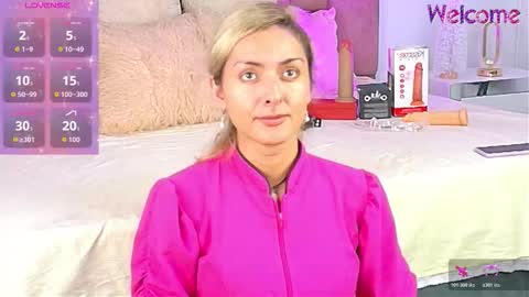 lunitadiva online show from 11-27-25, 01:24