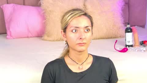 lunitadiva online show from 12-04-25, 07:44