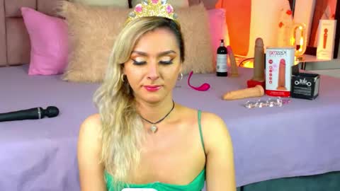 lunitadiva online show from 01-15-26, 03:16