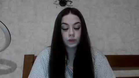 Snapshot of lunivar_ chatting on 02-28-26, 08:21 Kate online show from 02-28-26, 08:21