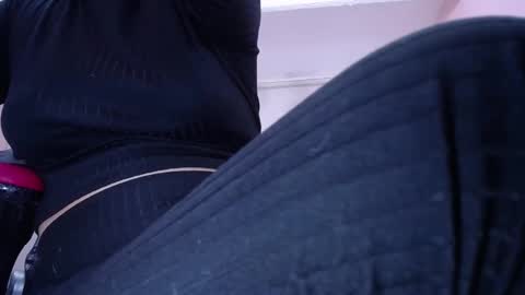 Snapshot of lunnadoll chatting on 03-03-25, 10:17 Katty what ever do you want on my pv is for extra tokens minimi 250 tks ty u for understand online show from 03-03-25, 10:17