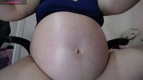 Snapshot of lunnadoll chatting on 09-29-25, 02:38 Katty what ever do you want on my pv is for extra tokens minimi 250 tks ty u for understand online show from 09-29-25, 02:38