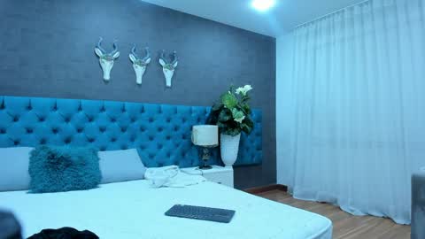 Snapshot of lunnamoretti chatting on 05-03-26, 01:06 Luna online show from 05-03-26, 01:06