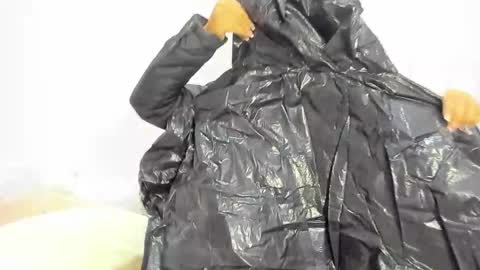     online show from 12-05-25, 11:41