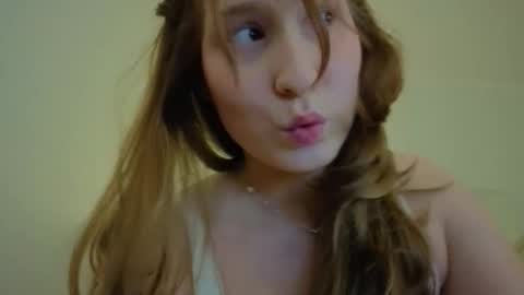 lunoria online show from 03-09-26, 09:41