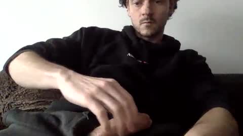 Snapshot of lupine_666 chatting on 12-29-24, 01:38 Lupine online show from 12-29-24, 01:38