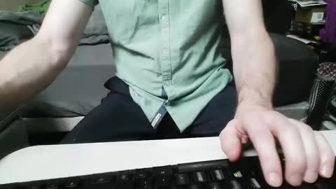 Snapshot of lurkin4alivin chatting on 10-15-25, 06:13 lurkin4alivin online show from 10-15-25, 06:13