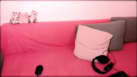 Snapshot of lurosincubus chatting on 03-26-26, 06:57 lurosincubus online show from 03-26-26, 06:57