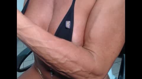 Snapshot of lusexyhot chatting on 09-21-25, 03:30 lusexyhot online show from 09-21-25, 03:30