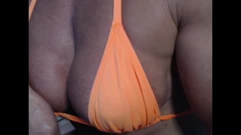 Snapshot of lusexyhot chatting on 11-07-25, 02:22 lusexyhot online show from 11-07-25, 02:22