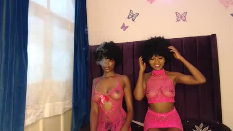 Karly    follow for next broadcast updates kisses online show from 02-16-25, 06:32