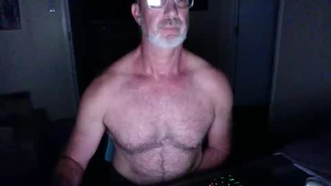 Snapshot of lust4life70 chatting on 10-26-25, 01:28 lust4life70 online show from 10-26-25, 01:28